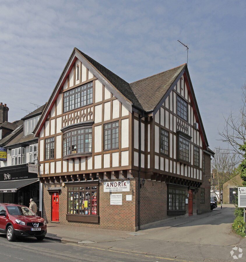 1012 Love Ln, Pinner, HA5 3EF UK