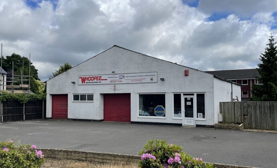 8 Guildford Rd, Farnham GU9 9QB UK