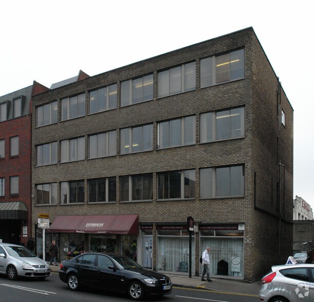 138140 Alexandra Rd, London SW19 7JY UK