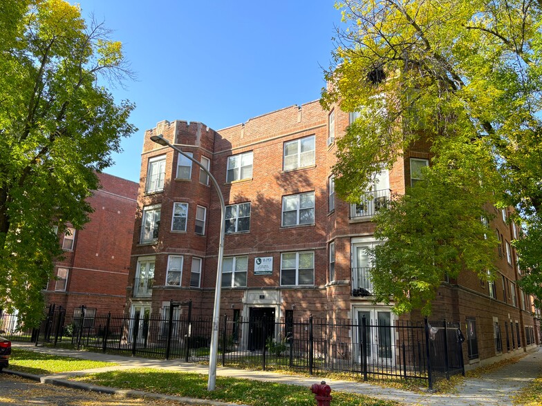 7600-7610 S Kingston Ave, Chicago, IL for sale - Primary Photo - Image 1 of 2