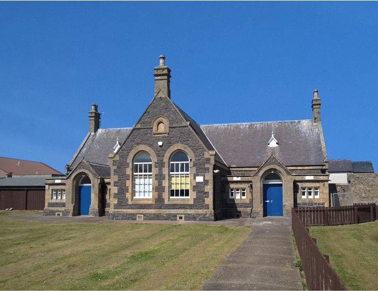 21 Seafield St, Banff for sale - Primary Photo - Image 1 of 1