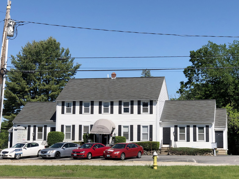 238 Central St, Hudson, NH for sale - Primary Photo - Image 1 of 1