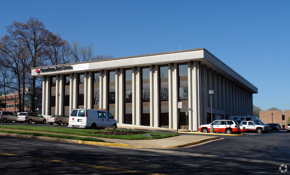 8550 Arlington Blvd, Fairfax, VA for rent - Building Photo - Image 1 of 3