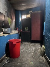 Retail in Alcalá de Henares, Madrid to rent Interior Photo- Image 2 of 19