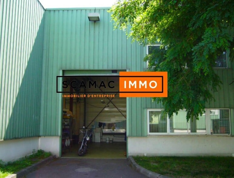 Industrial in Beauchamp to rent - Building Photo - Image 3 of 3
