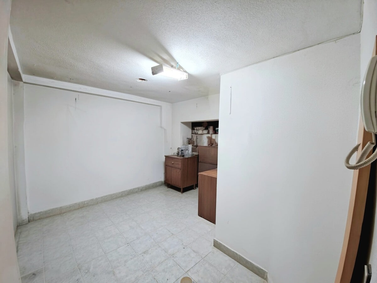 Madrid, MAD 28038 - Unit Pl:00 Pt:IZ -  - Interior Photo - Image 1 of 8