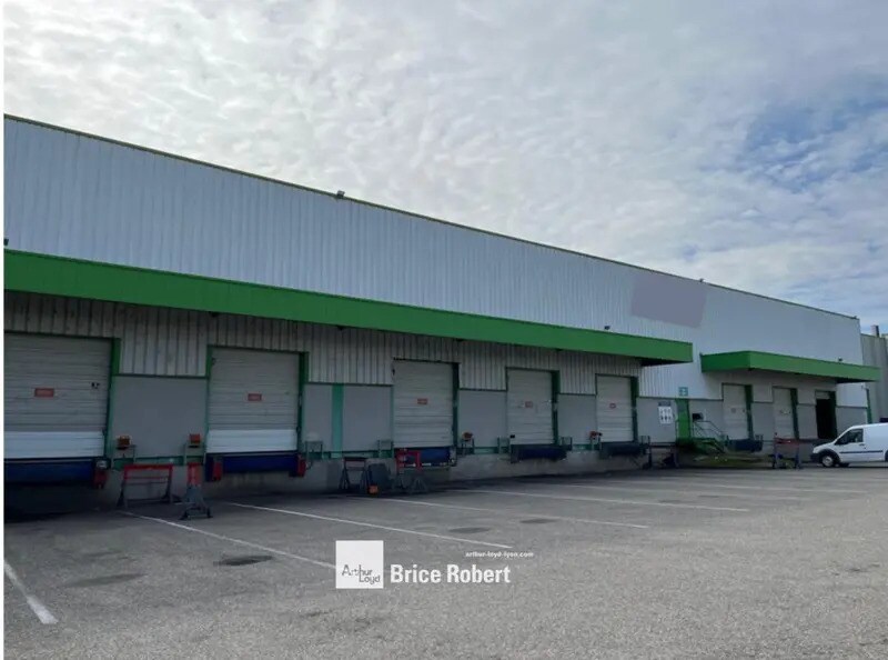 66 Avenue Des Freres Montgolfier, Genas to rent Building Photo- Image 1 of 7