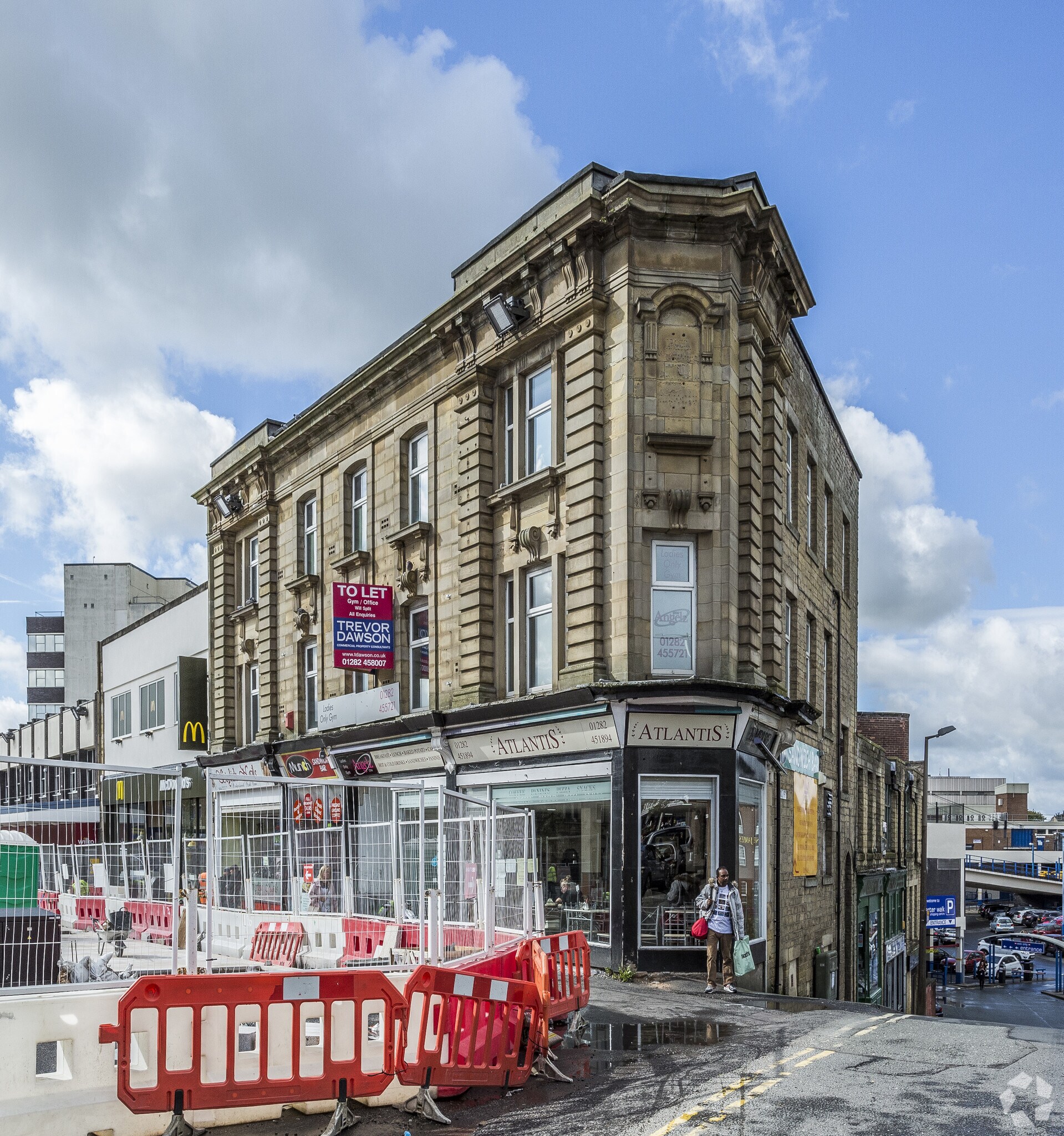 1-9 St. James's St, Burnley for sale Primary Photo- Image 1 of 1