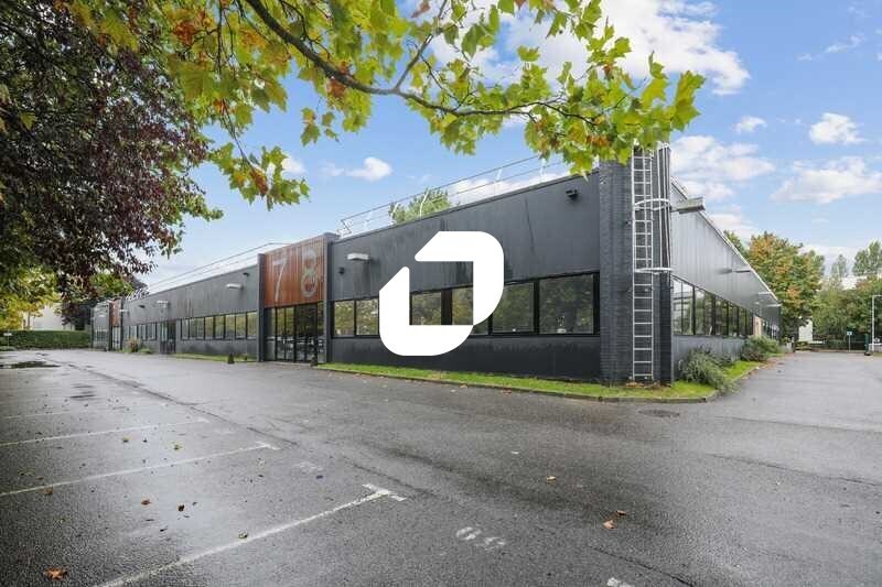 22 Avenue De La Baltique, Villebon-sur-Yvette to rent Building Photo- Image 1 of 11