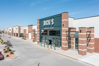 More details for 320 S Jordan Creek Pky, West Des Moines, IA - Retail for Sale