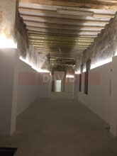 Retail in Barcelona, Barcelona to rent Interior Photo- Image 2 of 9