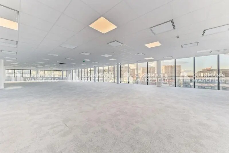 Office in Châtillon to rent - Building Photo - Image 3 of 27