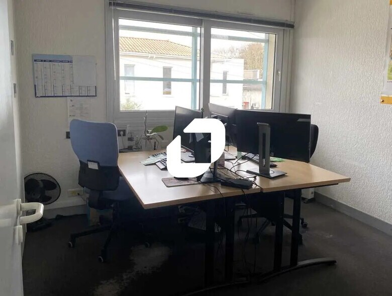 Office in Pessac to rent - Interior Photo - Image 3 of 7