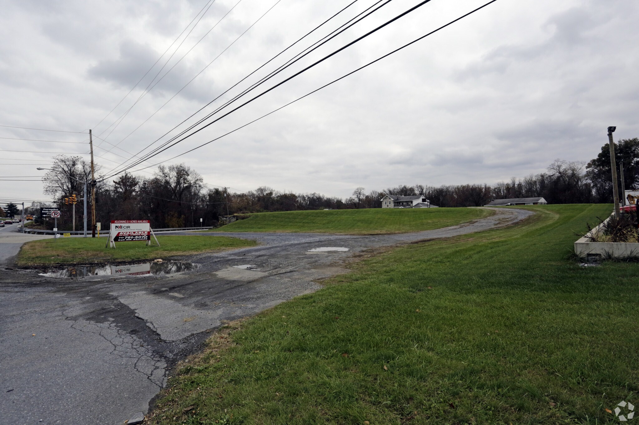 403 Richardson Rd, Middletown, PA for sale Primary Photo- Image 1 of 1