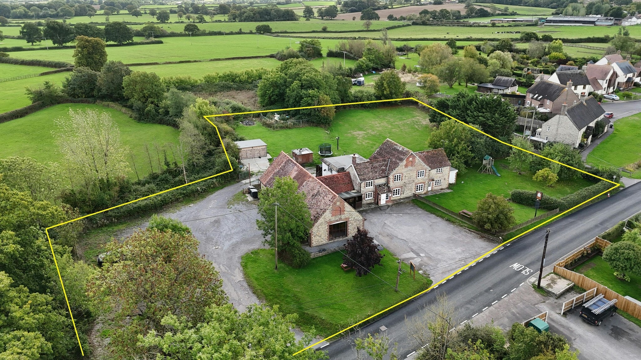 19 B3143, Pulham for sale Building Photo- Image 1 of 8