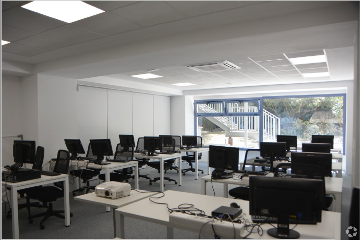 Office in Madrid, Madrid to rent Interior Photo- Image 1 of 9