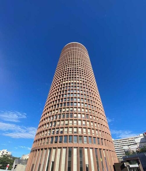Office in Lyon to rent - Building Photo - Image 2 of 11