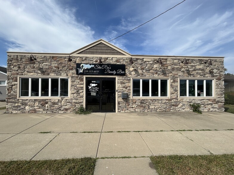 8208 Kennedy Ave, Highland, IN for rent - Building Photo - Image 1 of 4