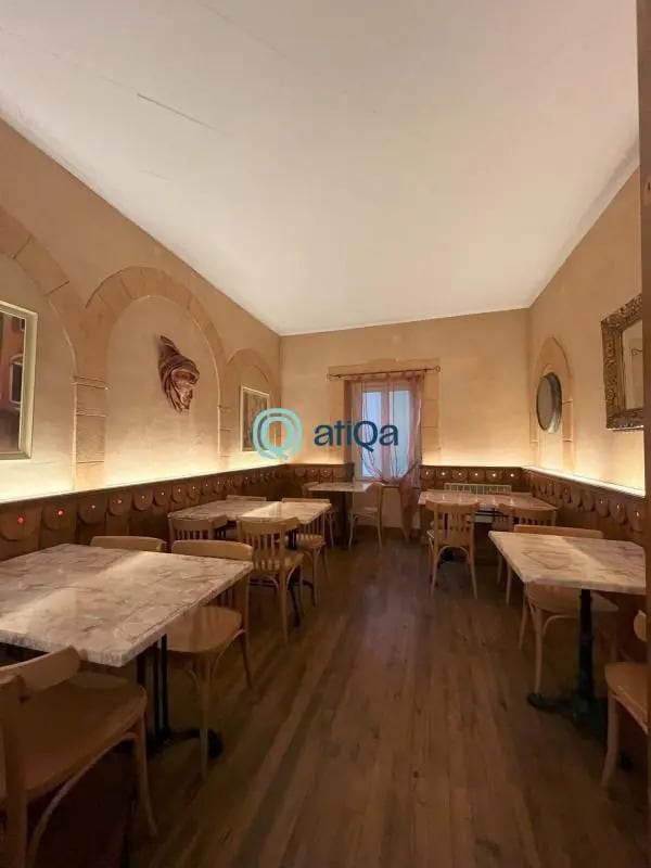 Vente Commerce 65 m² à 102 m²