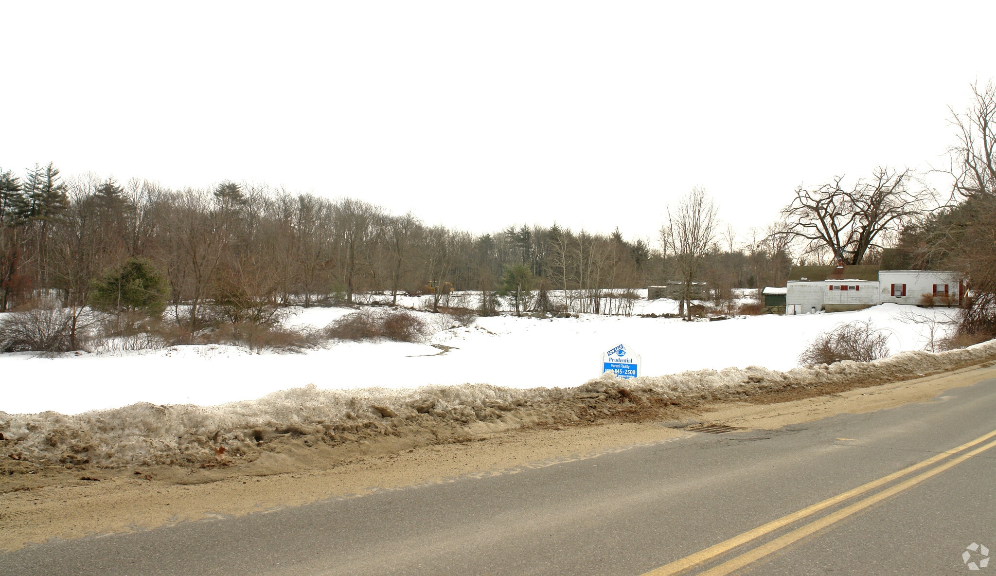 76 Perkins Rd, Londonderry, NH for sale Primary Photo- Image 1 of 1