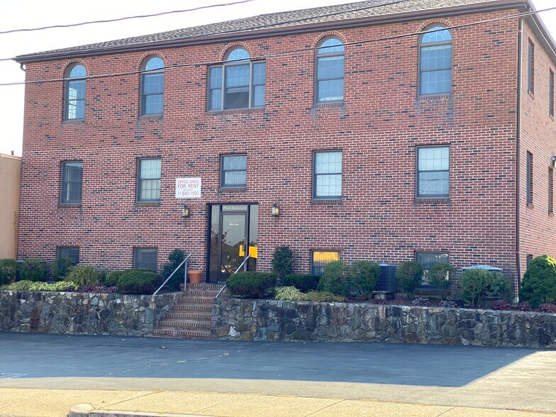 3 Boulevard St, Milton 02186 UK