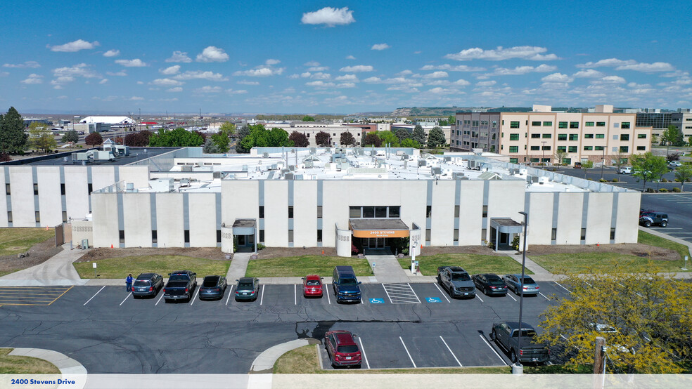 Stevens Center Business Park portfolio of 6 properties for sale on LoopNet.co.uk - Building Photo - Image 2 of 6