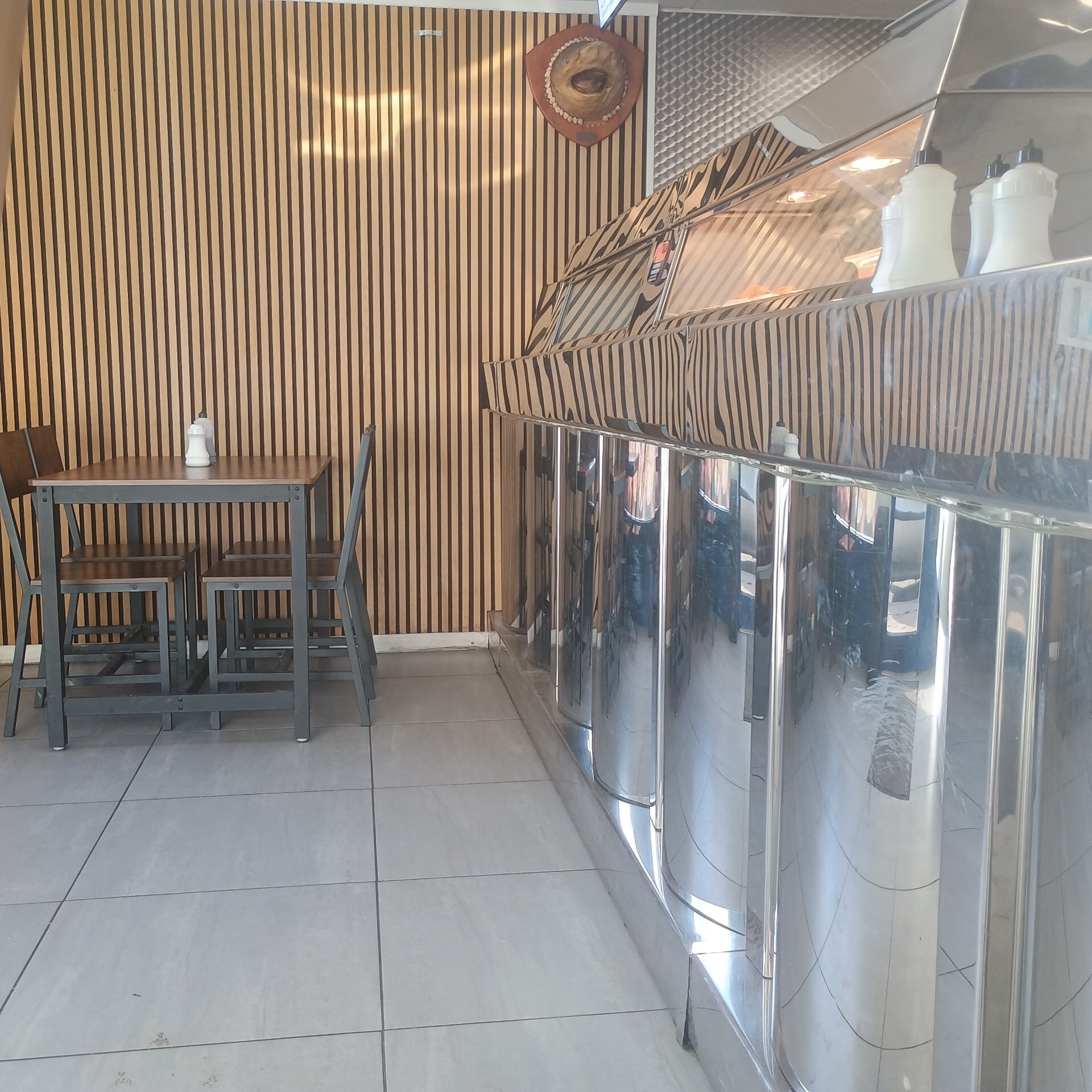 8 Chalfont Rd, Rickmansworth to rent Interior Photo- Image 1 of 7