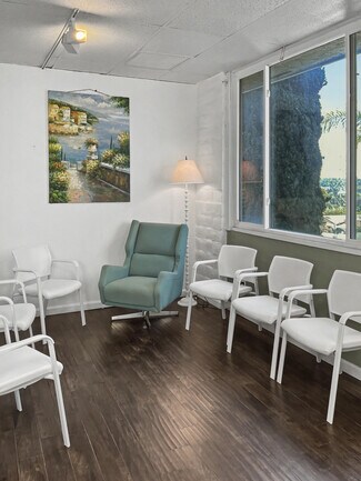 More details for 2101 S El Camino Real, Oceanside, CA - Co-working to Rent