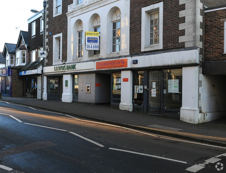 The Broadway, Crowborough to rent - Building Photo - Image 3 of 3