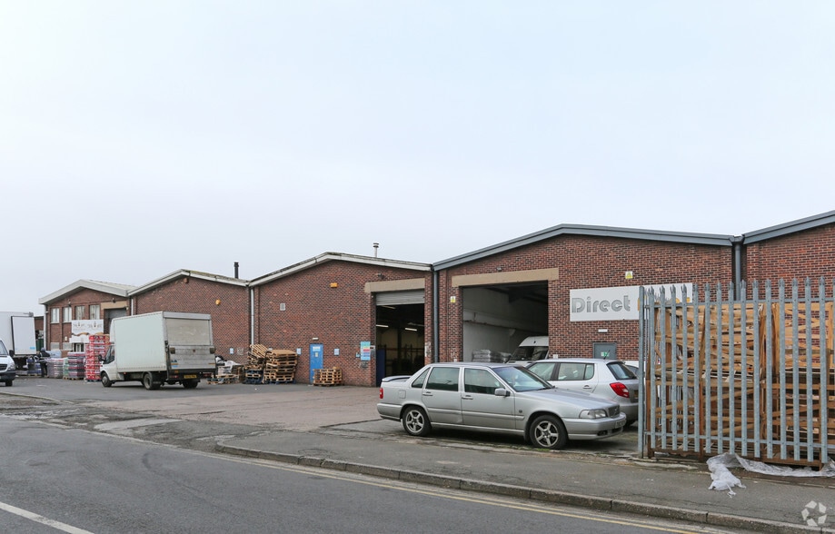 Crossgate Dr, Nottingham to rent - Building Photo - Image 3 of 6