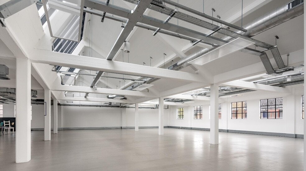 Kensal Rd, London to rent - Building Photo - Image 3 of 10