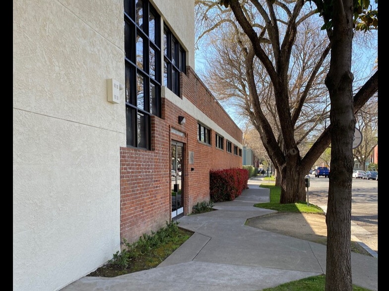 1801 7th St, Sacramento, CA to rent - Building Photo - Image 2 of 6