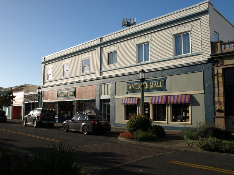 726 Broadway St, Seaside, OR for sale - Building Photo - Image 1 of 1