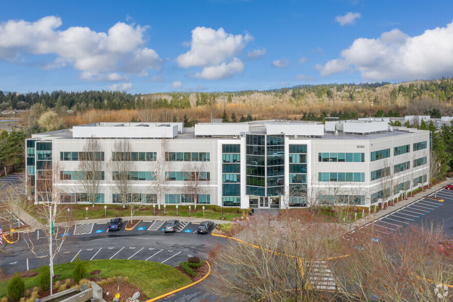 18500 NE Union Hill Rd, Redmond, WA for rent - Primary Photo - Image 1 of 6