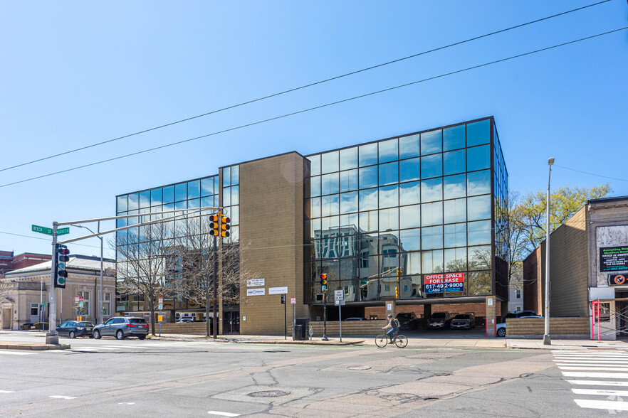 1972-1986 Massachusetts Ave, Cambridge, MA for rent - Building Photo - Image 1 of 5