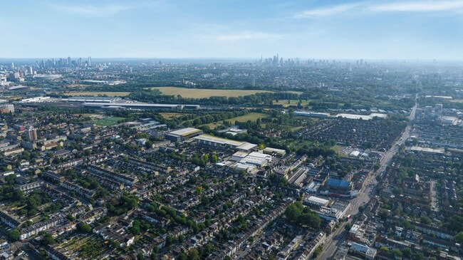 More details for Estate Way, London - Industrial to Rent