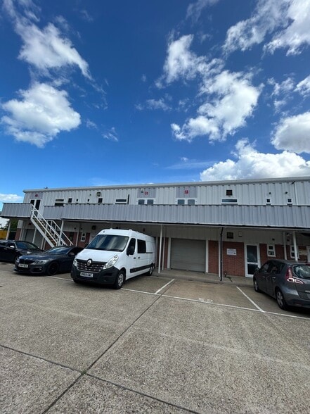 Units 49-75 Millstrood Rd, Whitstable to rent - Building Photo - Image 2 of 3