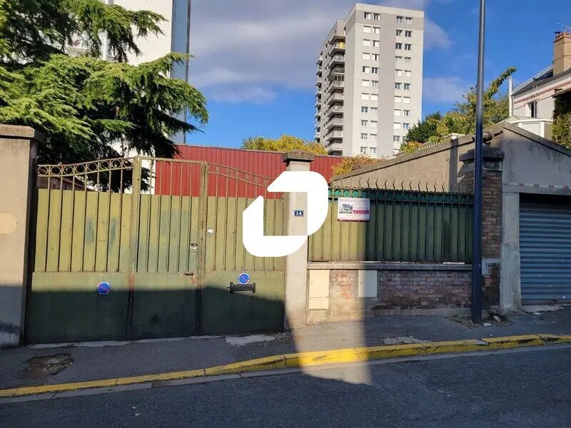 Light Industrial in Les Lilas to rent Building Photo- Image 1 of 8