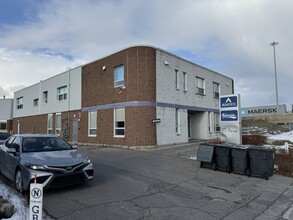 25 Rue Gince, Saint-Laurent, QC for rent Building Photo- Image 1 of 8