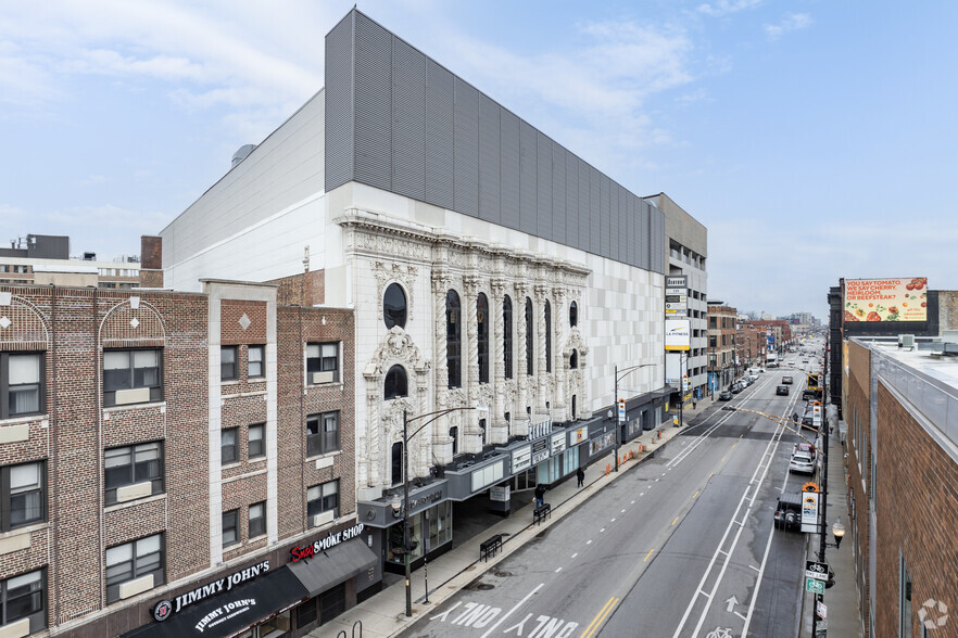 2828 N Clark St, Chicago, IL for rent - Building Photo - Image 1 of 7