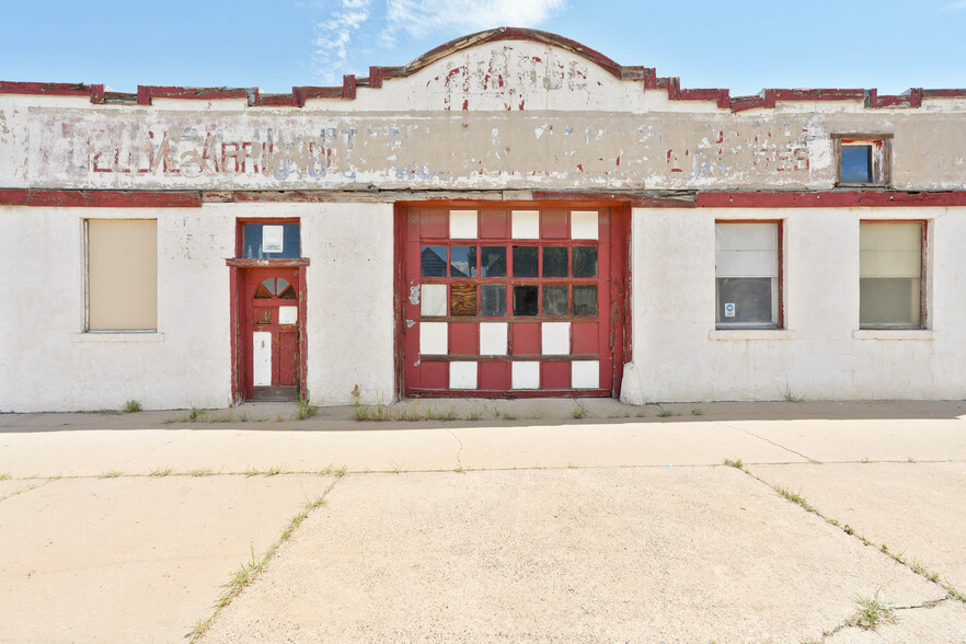 1206 E Abriendo Ave, Pueblo, CO for sale - Building Photo - Image 2 of 9