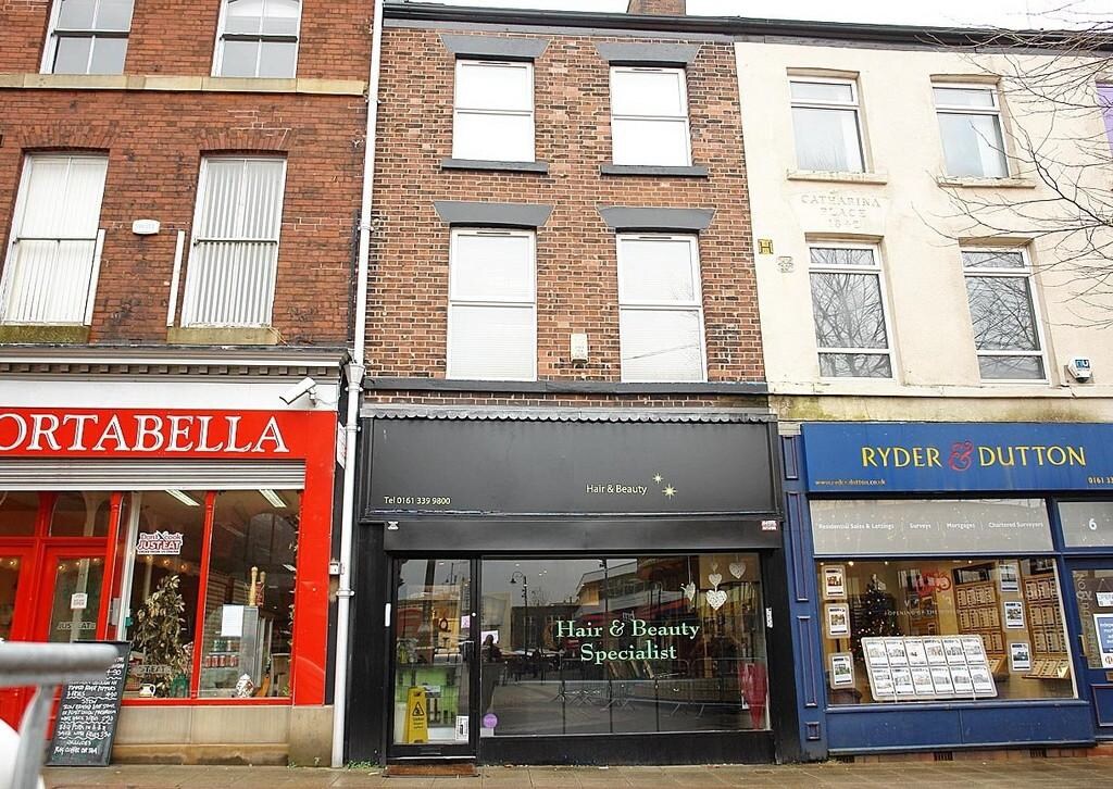 8 Market St, Ashton Under Lyne for sale Primary Photo- Image 1 of 1