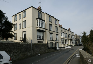 Mostyn St, Llangollen for sale Primary Photo- Image 1 of 6