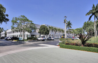 1201 W Cypress Creek Rd, Fort Lauderdale, FL for rent Building Photo- Image 2 of 7