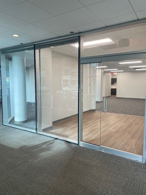 301 E Yamato Rd, Boca Raton, FL to rent Interior Photo- Image 1 of 7