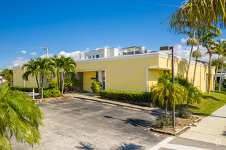 20 10th St N, Naples, FL for rent Building Photo- Image 1 of 4