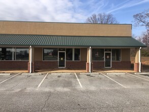 6483 Cleveland Hwy, Clermont, GA for rent Building Photo- Image 1 of 3