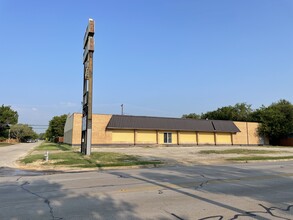 4944 James Ave, Fort Worth, TX for sale Primary Photo- Image 1 of 3