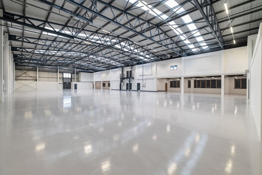Masthead Industrial Estate, Dartford to rent - Building Photo - Image 1 of 9