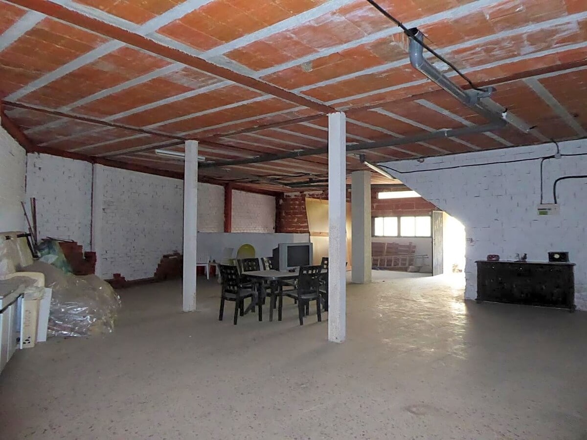 Poyales del Hoyo, AVI 05492 - Unit 01 -  - Interior Photo - Image 1 of 1